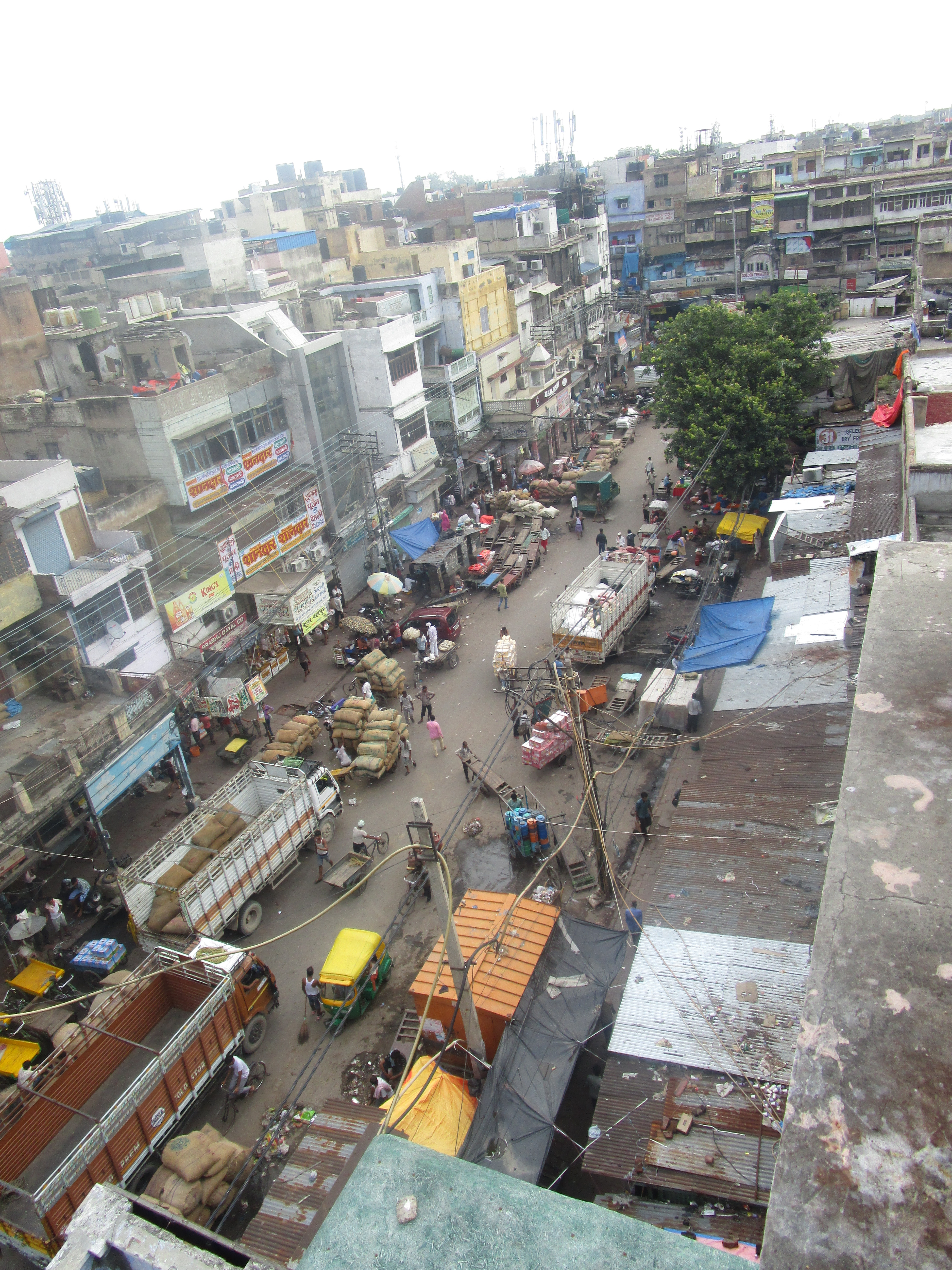 Chandni Chauk Roadt from top of spice market